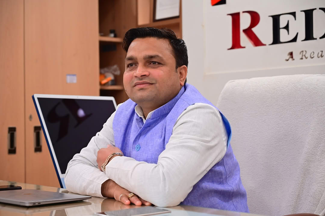 Alamgir Ansari CMD Of Red Hills Infra in Office